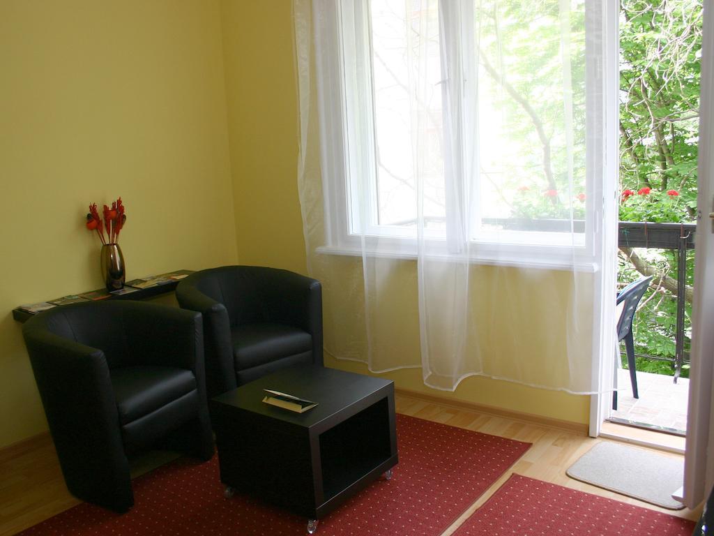 Arriva Balcony Studio Budapest Extérieur photo