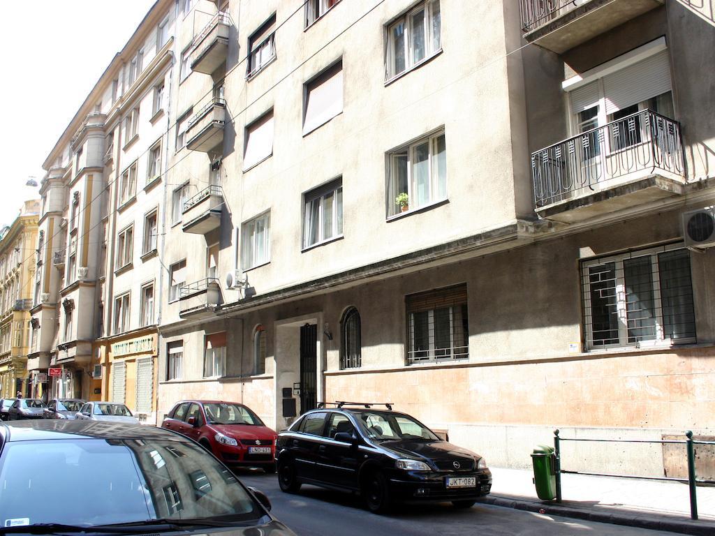 Arriva Balcony Studio Budapest Extérieur photo