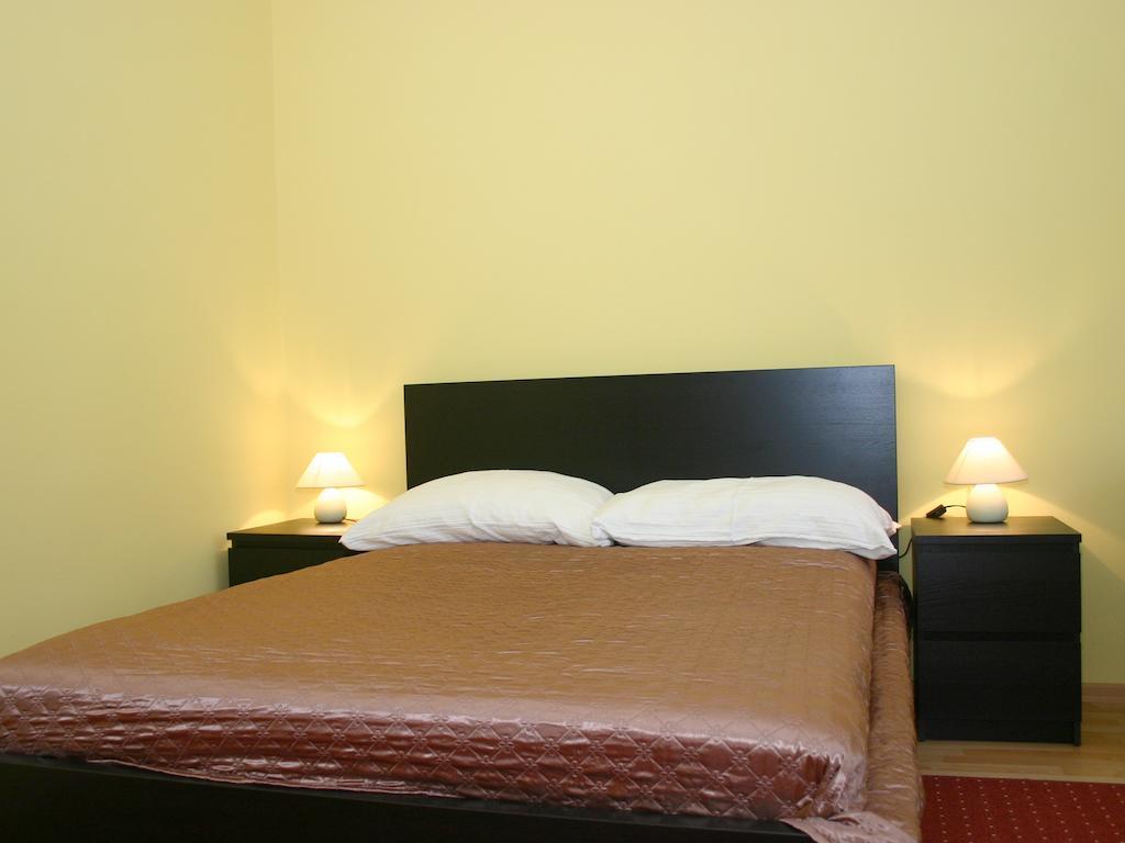 Arriva Balcony Studio Budapest Chambre photo