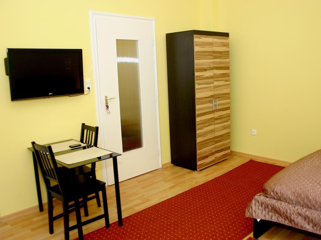 Arriva Balcony Studio Budapest Extérieur photo